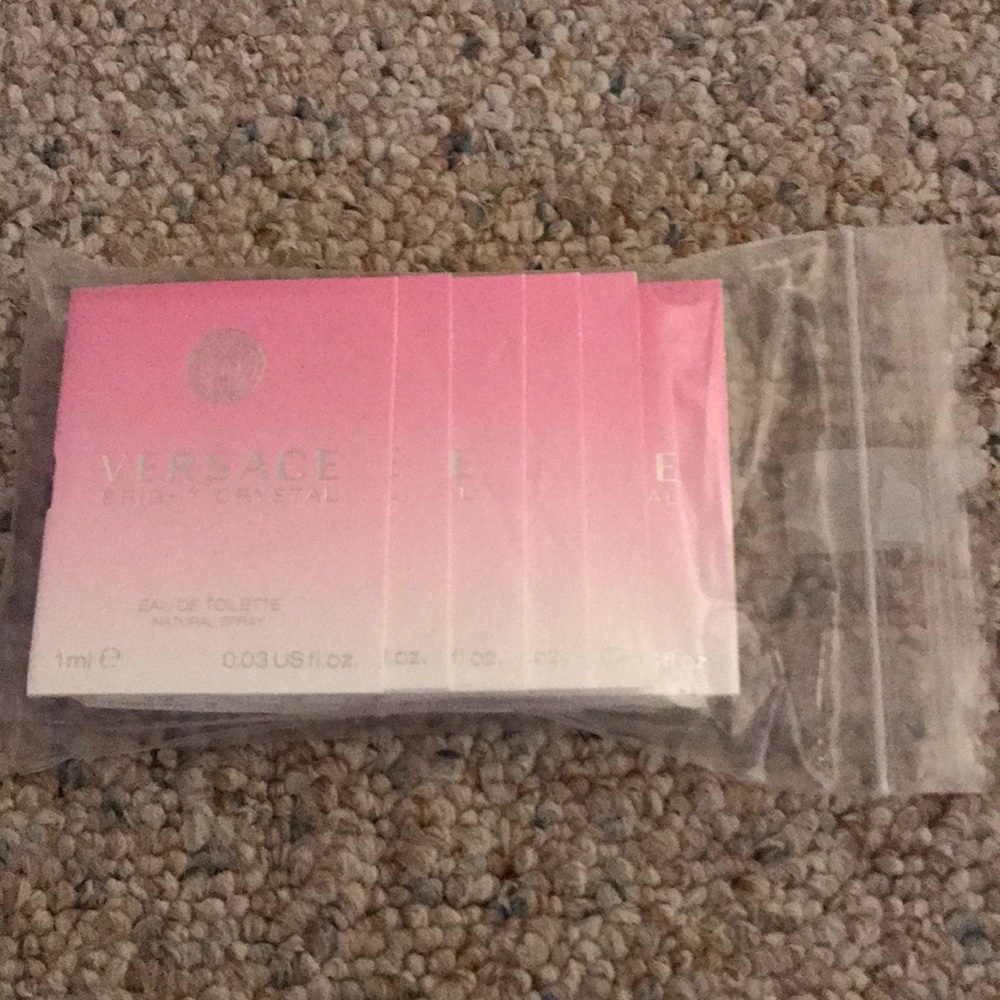 6 Versace Bright Crystal samples